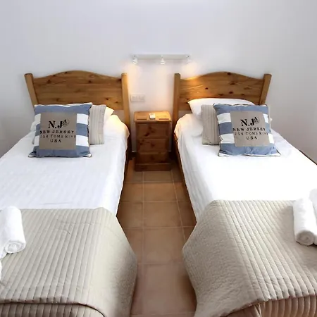 Villa Elegant Oceano Once - Beautiful 5 Bedrooms Private Pool *