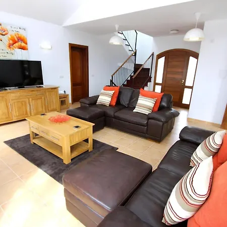 Oceano Once - Beautiful 5 Bedroom Private Pool And Hot Tub
