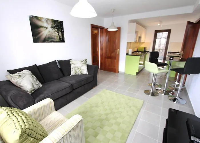 Elegant Oceano Once - Beautiful 5 Bedrooms Private Pool Playa Blanca (Lanzarote)