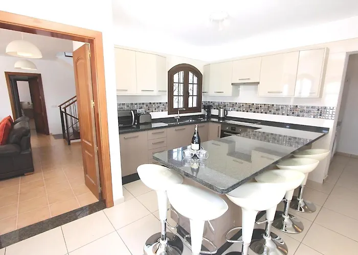 Elegant Oceano Once - Beautiful 5 Bedrooms Private Pool Willa Playa Blanca (Lanzarote)