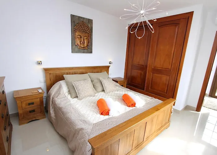 Elegant Oceano Once - Beautiful 5 Bedrooms Private Pool Вилла